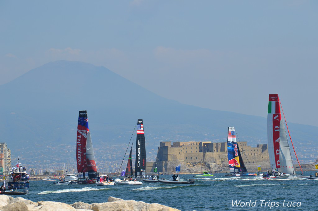 Napoli, America’s Cup: seconda giornata di regate (ricca galleria fotografica)