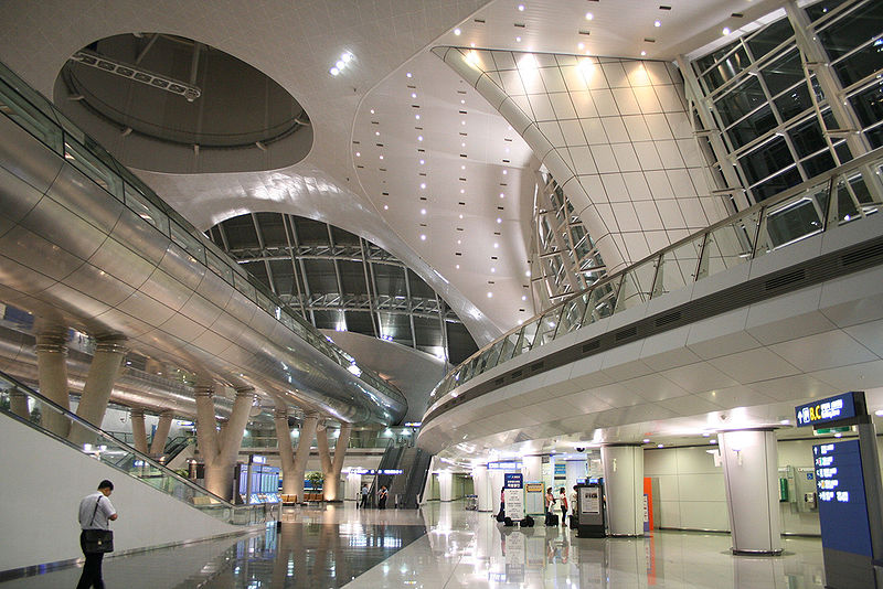 10 aeroporti pazzeschi nel mondo!