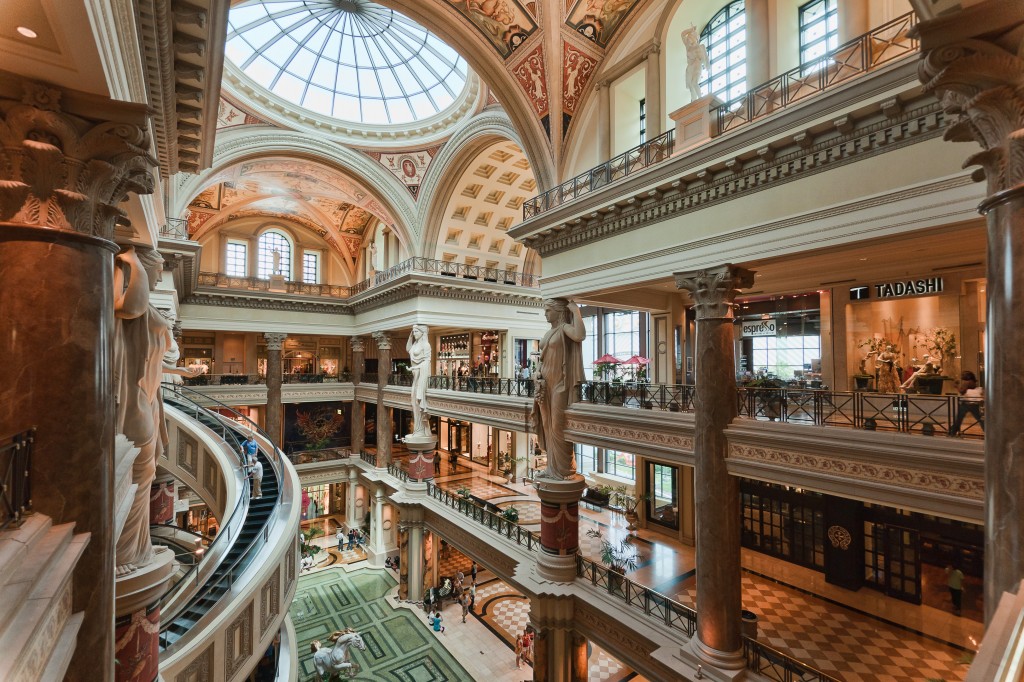 LasVegas-CaesarsPalace-Mall