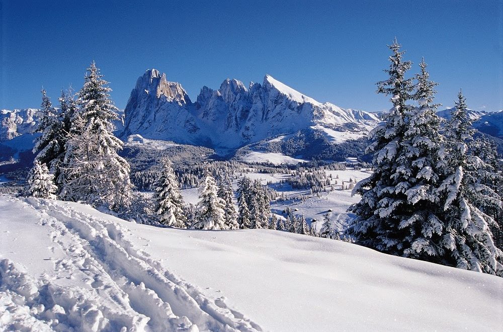 Sciare sulle Dolomiti nel comprensorio più vasto del mondo