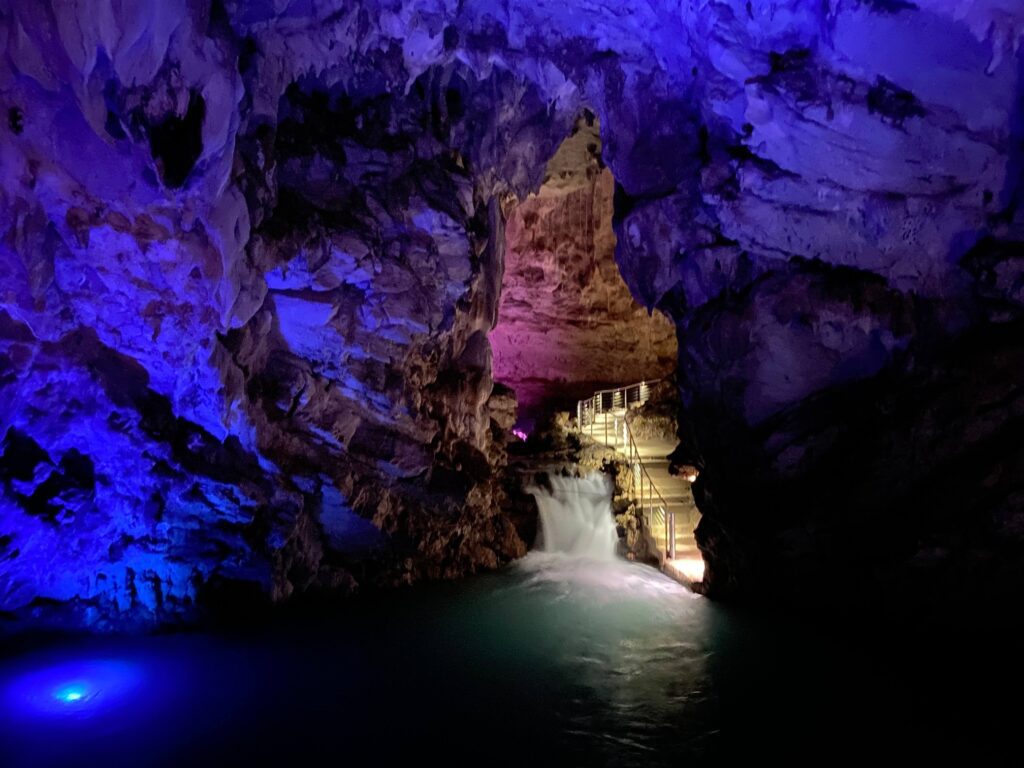 grotte di pertosa